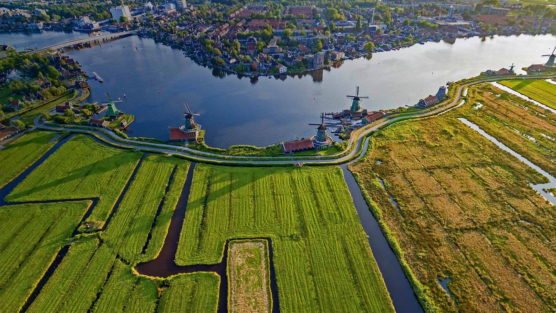 It S Windmill Day In The Netherlands By Microsoft Wallpapers Wallpaperhub Looking for the best dutch windmill wallpaper? microsoft wallpapers